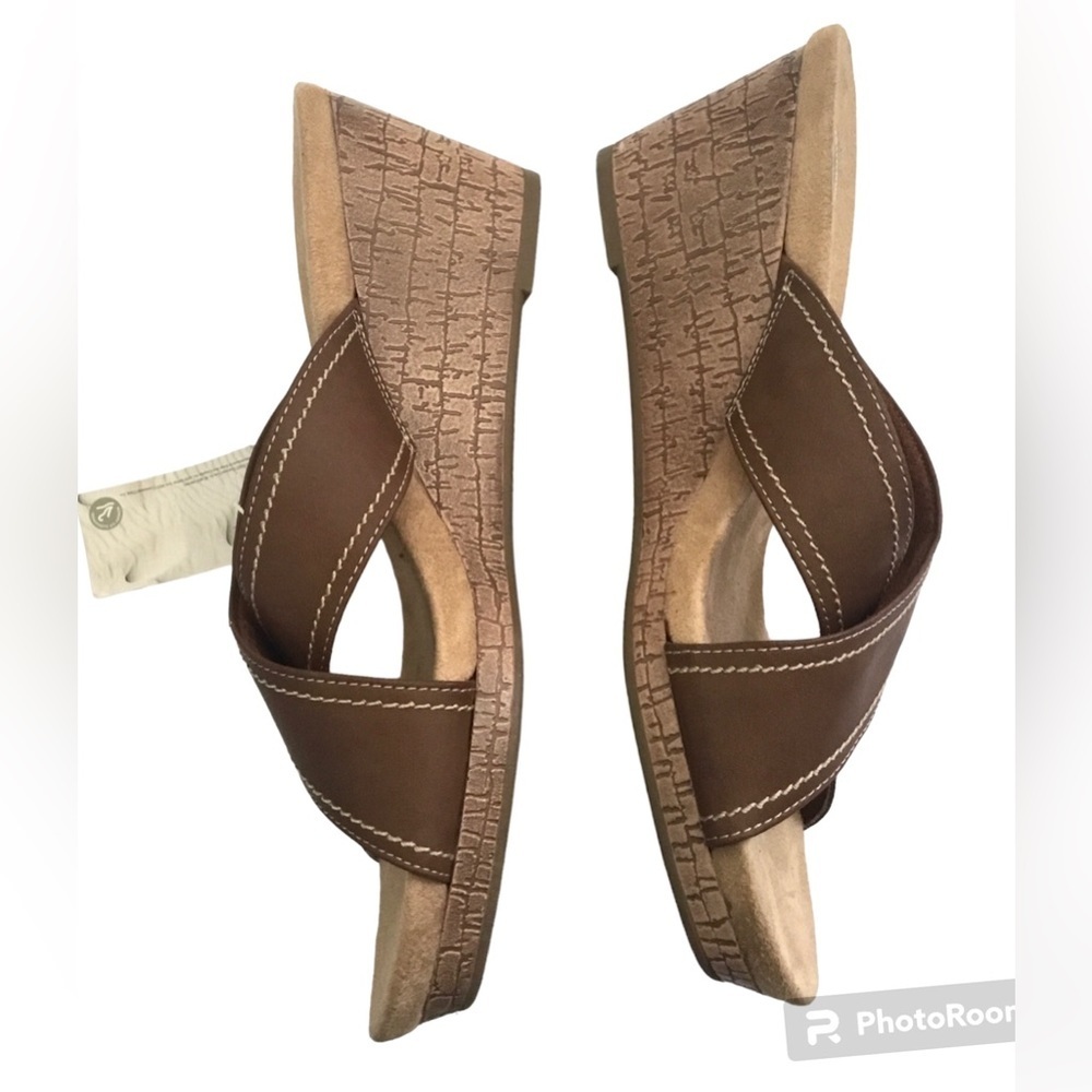 Dr. Scholl's Strappy 3” Wedge Sandal Slider Shoes New! 8.5 Retro Style - Picture 2 of 7